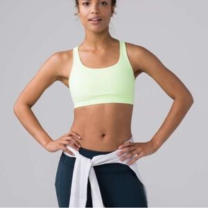 Lululemon faded zap light pastel Lime Green energy Sports Bra